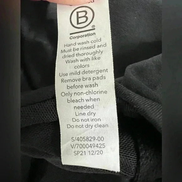 Athleta  32 B/C Black Maldives High Neck Tankini Top Swim - Picture 7 of 8